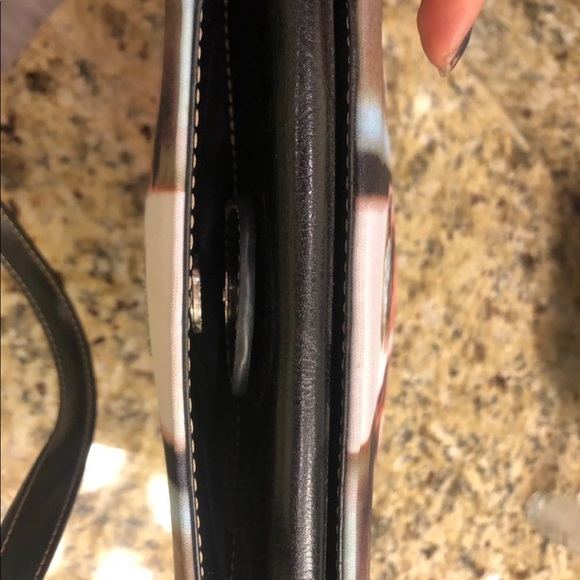 Purse - Picture 2 of 3